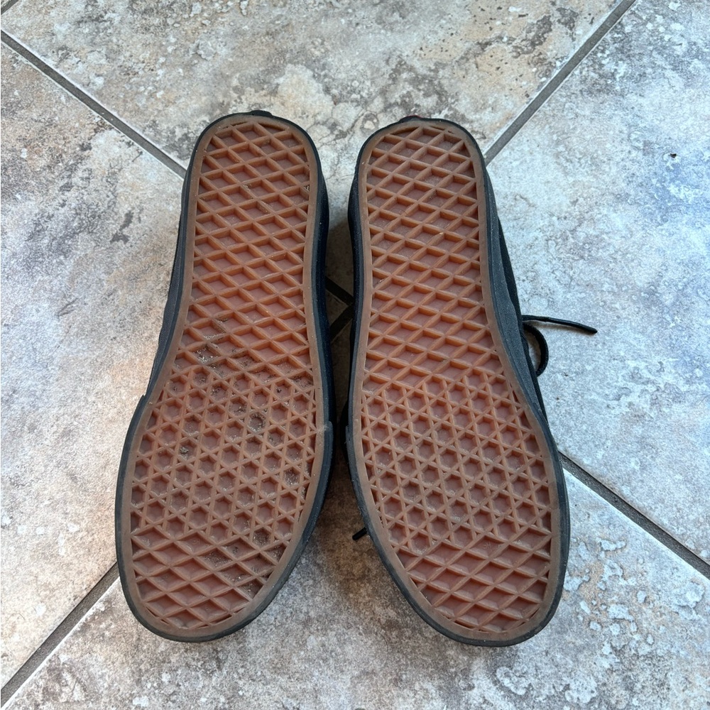 Classic Vans - Picture 3 of 6